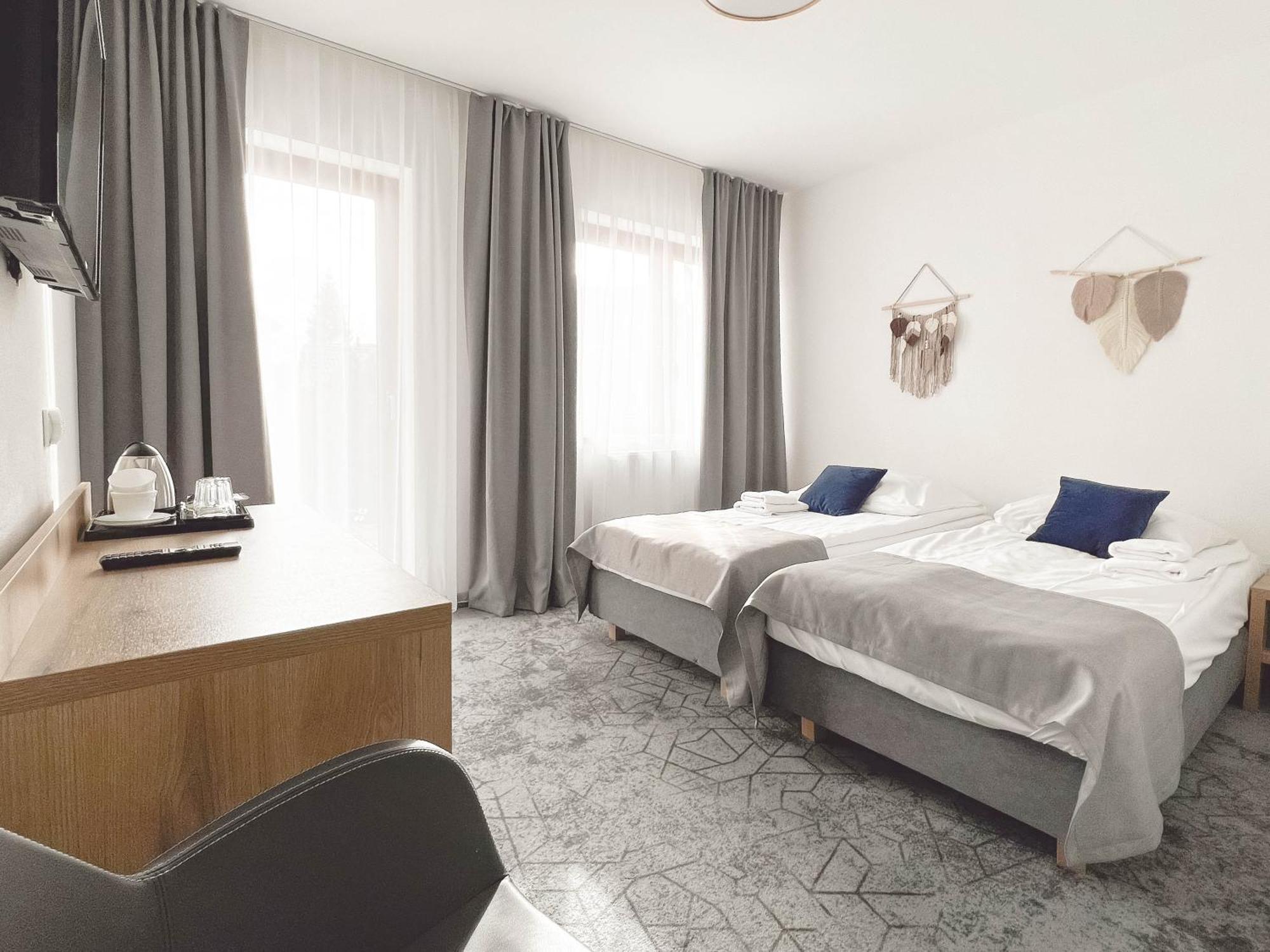 Hotel Beskidian Венгерска-Гурка Экстерьер фото