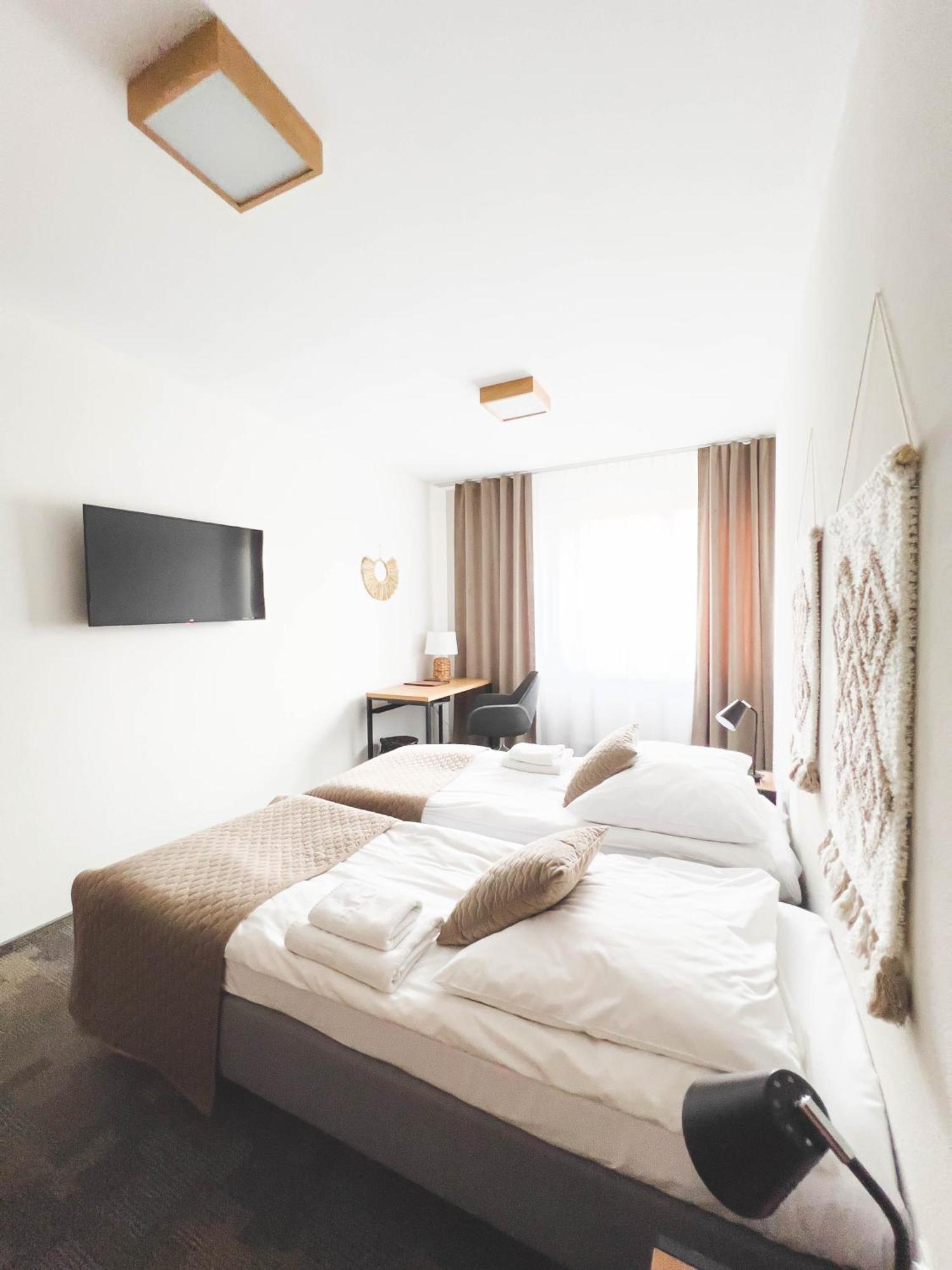 Hotel Beskidian Венгерска-Гурка Экстерьер фото