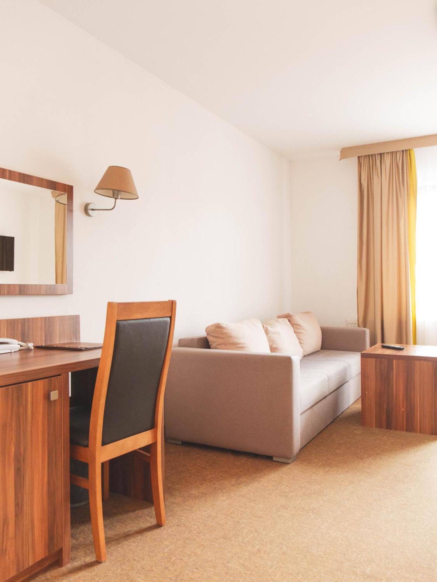 Hotel Beskidian Венгерска-Гурка Экстерьер фото