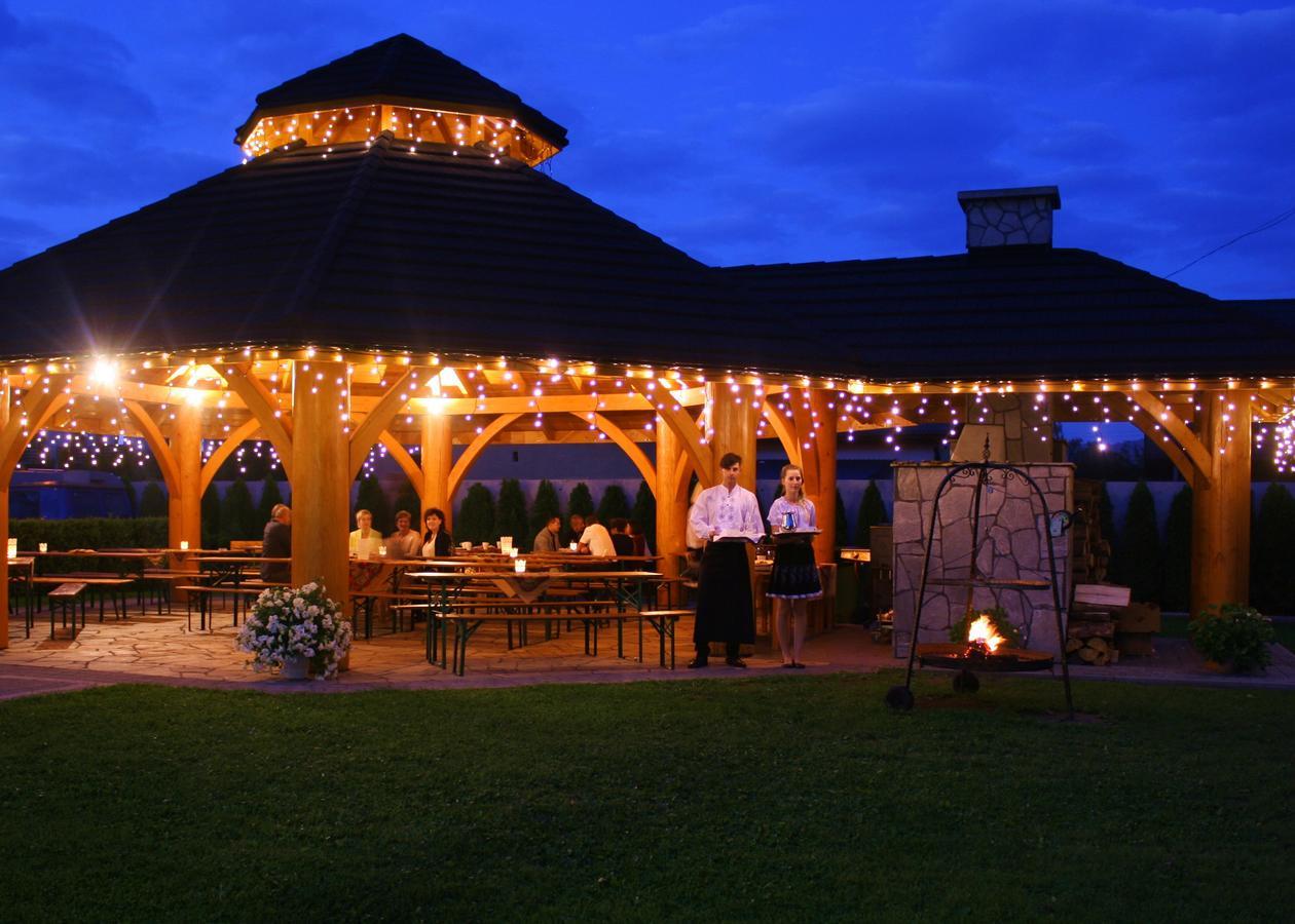 Hotel Beskidian Венгерска-Гурка Экстерьер фото